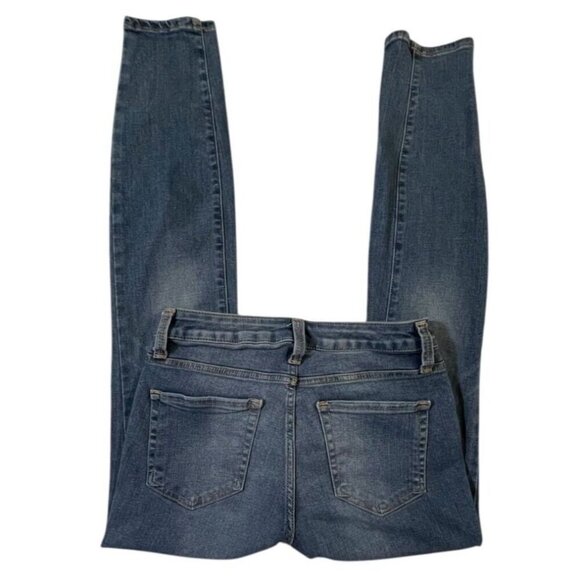 A.N.A. Women's Medium Wash Stretch Skinny Jeans SIZE-2 - Picture 5 of 5